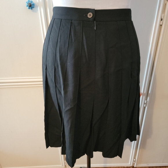 Talbots Black Wool Pleated Skirt - Picture 4 of 7